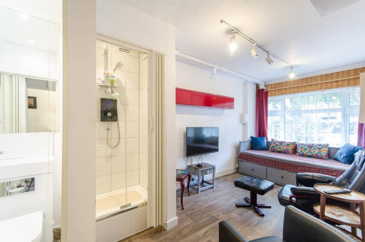 Leeward Gardens With Ensuite Londres Exterior foto